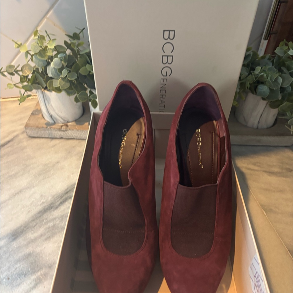 BCBG Women's Deep Red Heels